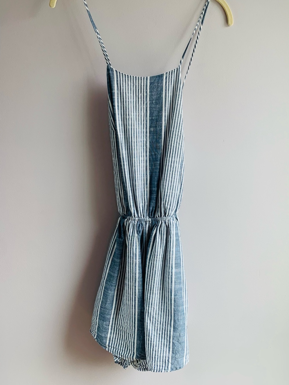 The Impeccable Pig Romper Blue White Strappy Summer Beach Vacation EUC Small